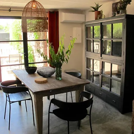 Studio avec patio et jacuzzi privatifs Mazan Extérieur photo