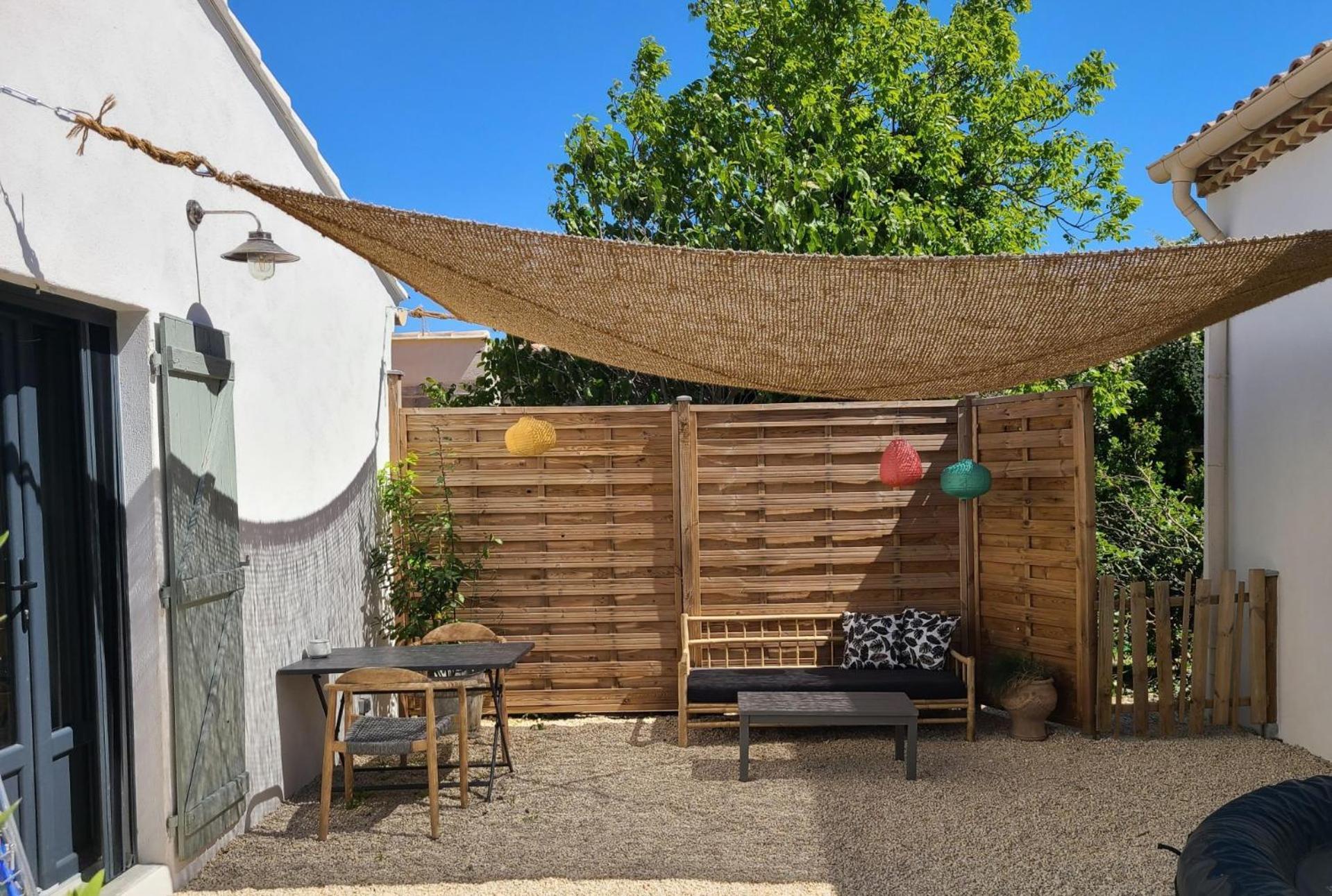 Avec Patio Et Jacuzzi Privatifs